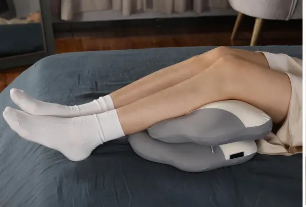 Cat-Paw Lumbar YK002 — Leg support scene
